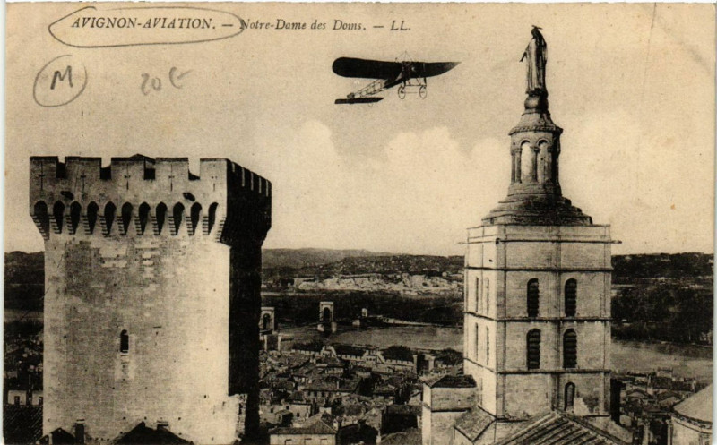 Carte postale ancienne Avignon Aviation à Avignon