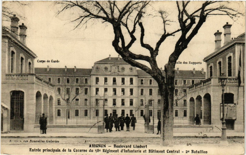 Carte postale ancienne Avignon - Boulevard Limbert à Avignon