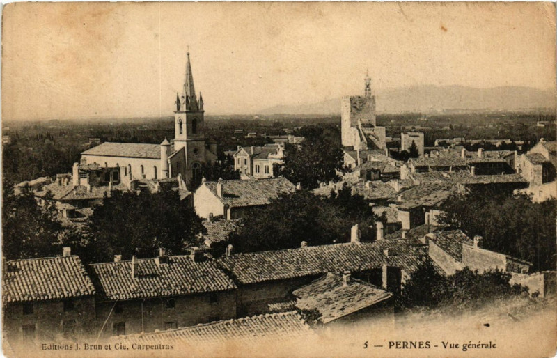 Carte postale ancienne Pernes - Vue générale