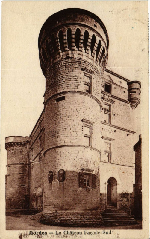 Carte postale ancienne Gordes - Le chateau à Gordes
