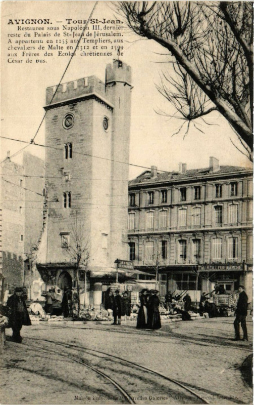 Carte postale ancienne Avignon - Tour St-Jean à Avignon