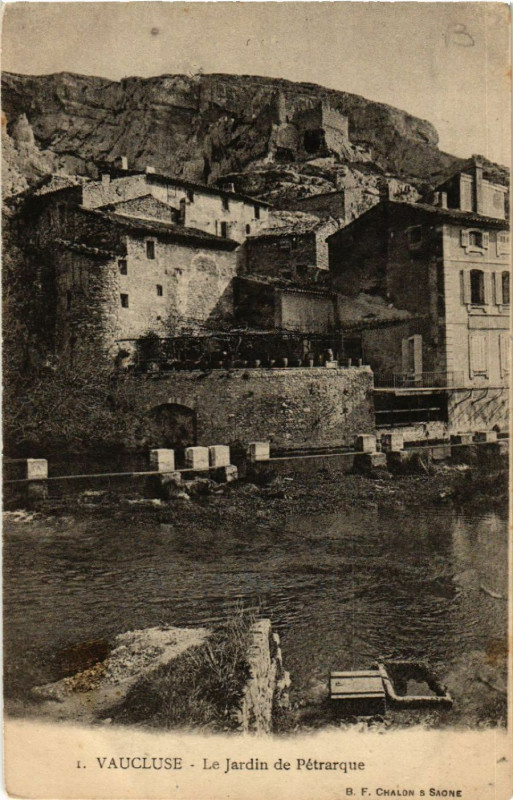 Carte postale ancienne Vaucluse - Le Jardin de Petrarque