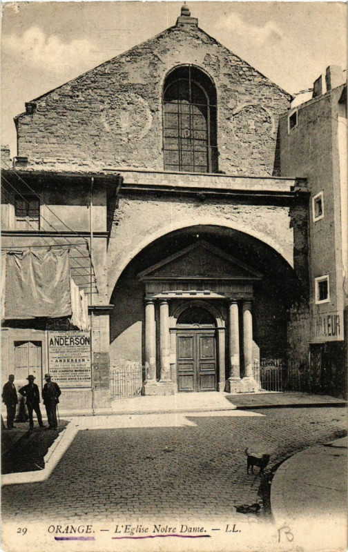 Carte postale ancienne Orange - L'Eglise N.-D. à Orange