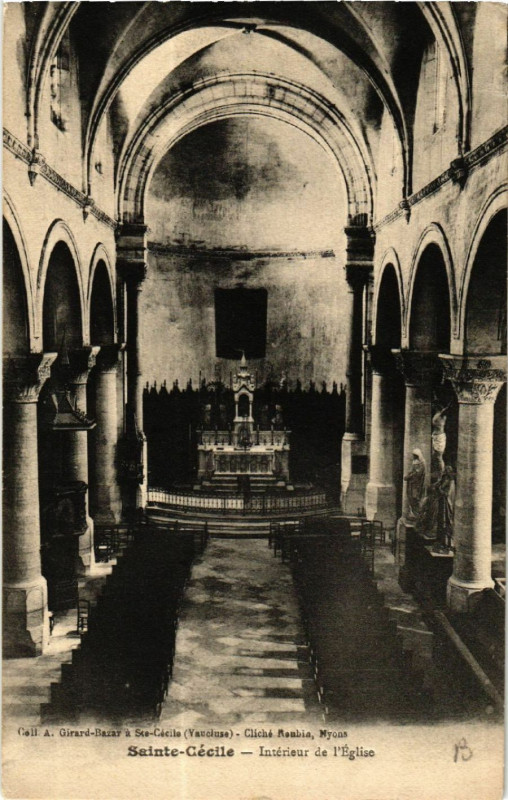 Carte postale ancienne Sainte-Cecile - Int. de l'Eglise