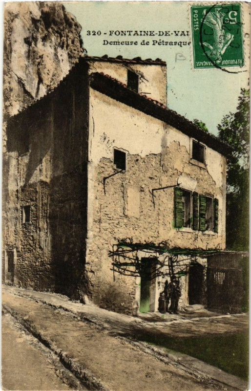 Carte postale ancienne Fontaine-de-Vaucluse - Demeure de Petrarque à Fontaine-de-Vaucluse