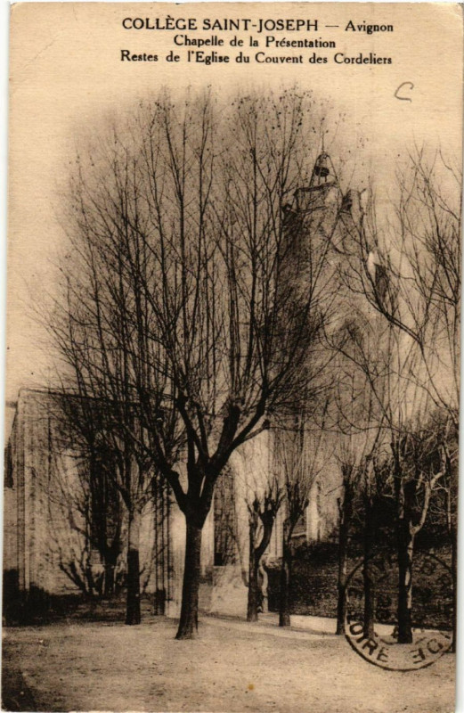 Carte postale ancienne College St-Joseph - Avignon - Chapelle de la Presentation à Avignon