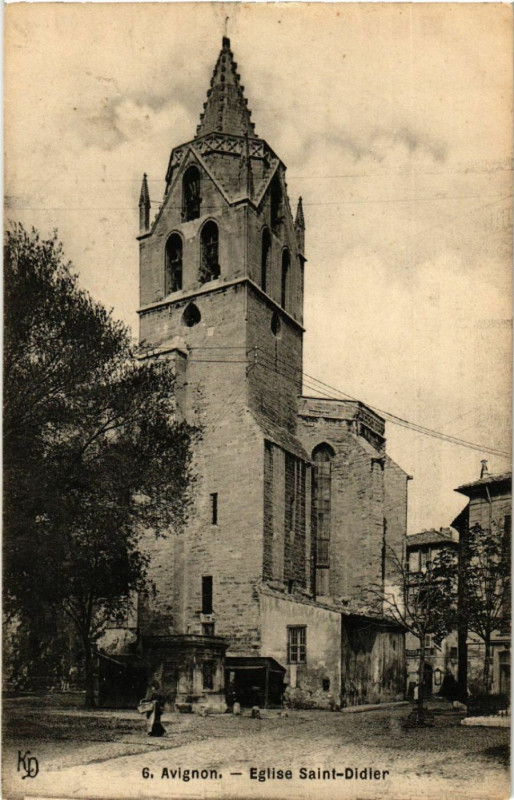 Carte postale ancienne Avignon - Eglise St-Didier à Avignon