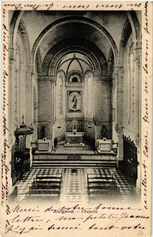 Carte postale ancienne Avignon - Chapelle à Avignon