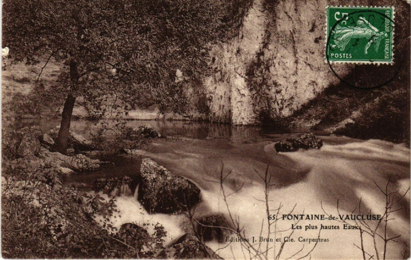 Carte postale ancienne Fontaine de Vaucluse - Les plus hautes Eaux à Fontaine-de-Vaucluse