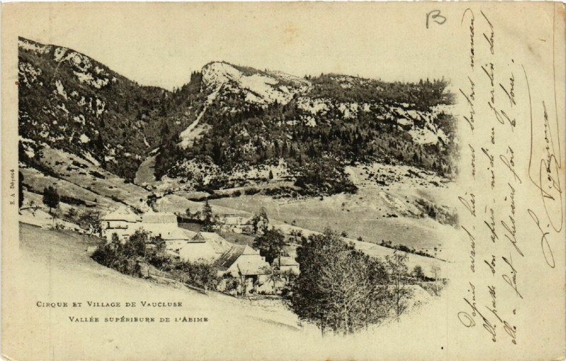 Carte postale ancienne Cirque et Vllage de Vaucluse - Vallée Superieure de l'Abime