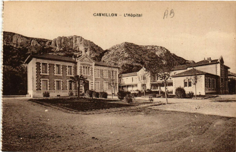 Carte postale ancienne Cavaillon - L'Hopital à Cavaillon