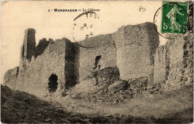 Carte postale ancienne Mondragon - Le Chateau à Mondragon