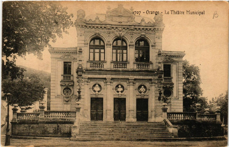 Carte postale ancienne Orange - Le Theatre Municipal à Orange