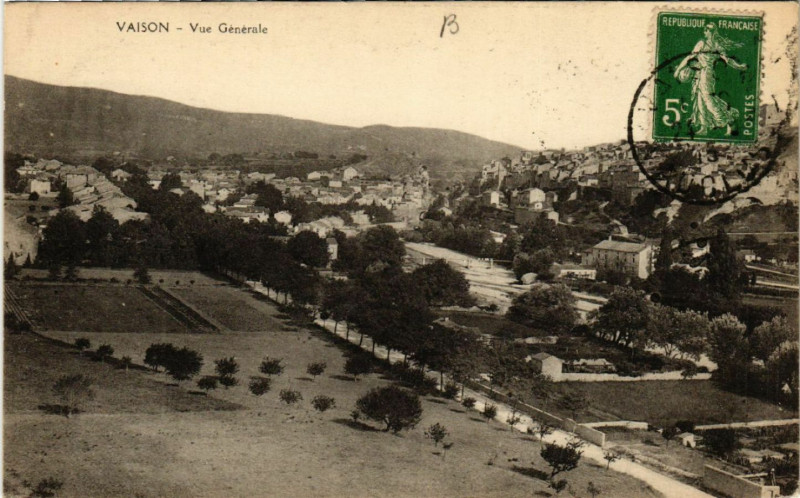 Carte postale ancienne Vaison - Vue générale