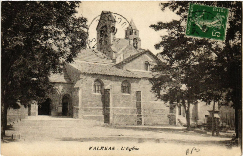 Carte postale ancienne Valreas - L'Eglise à Valréas