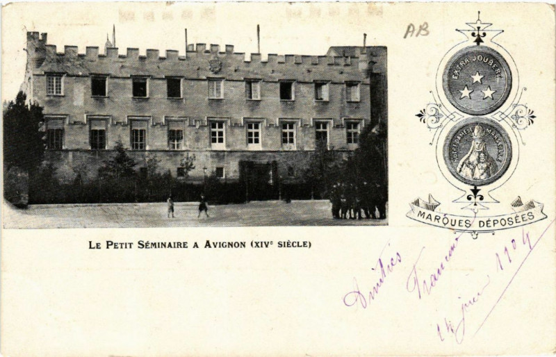 Carte postale ancienne Le Petit Seminaire a Avignon (Xiv siecle) à Avignon