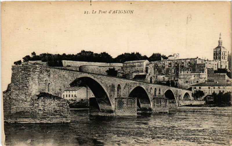 Carte postale ancienne Le Pont d'Avignon à Avignon
