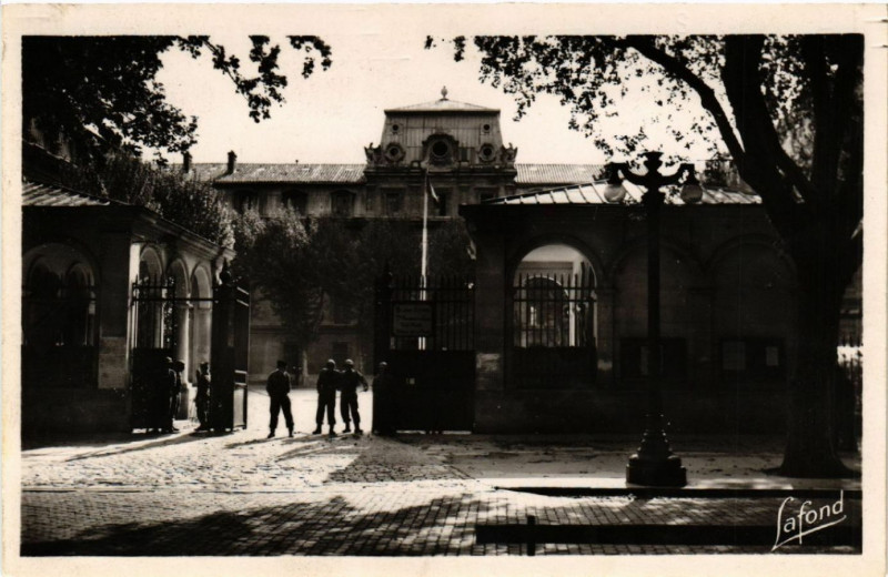 Carte postale ancienne Avignon - Chaucluse - Quartier Hautploul 7e Genie à Avignon