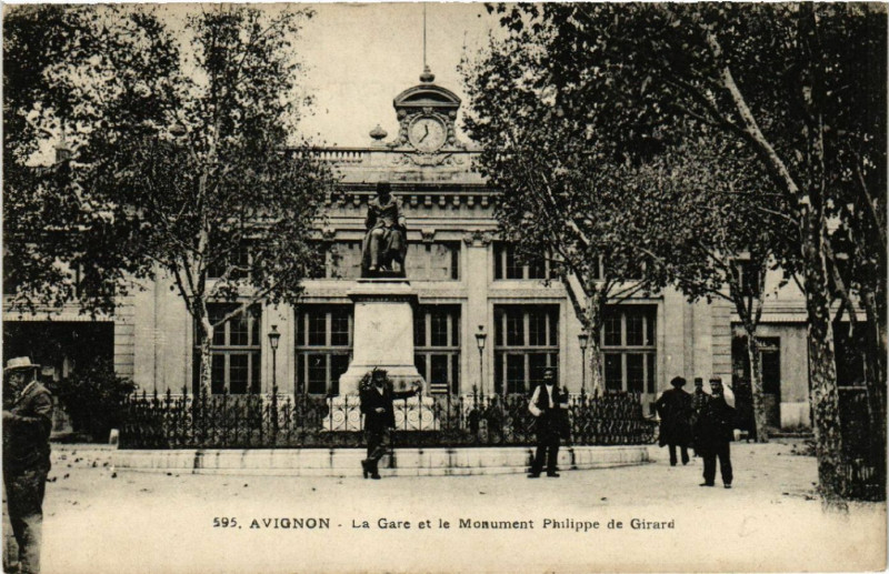 Carte postale ancienne Avignon - La Gare et le Mon. Philippe de Girard à Avignon