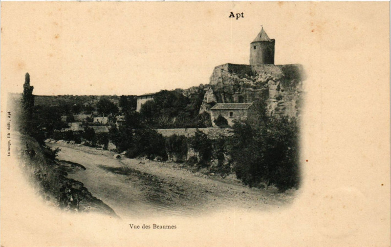 Carte postale ancienne Apt - Vue des Beaumes à Apt