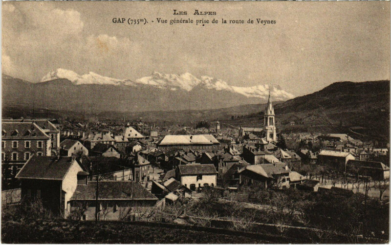 Carte postale ancienne Gap - Vue générale prise de la route de Veynes à Gap