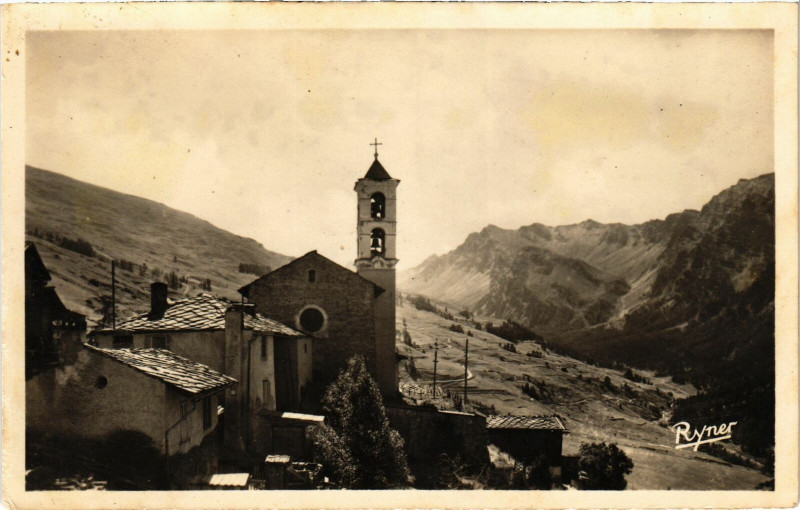 Carte postale ancienne Saint-Veran - Le plus haut village habité d'Europe à Saint-Véran
