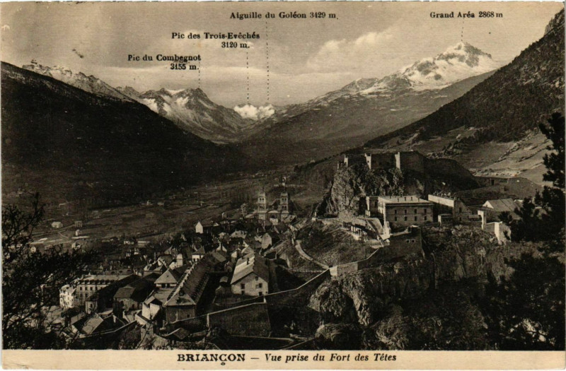 Carte postale ancienne Briancon Vue prise du Fort des Tétes à Briançon