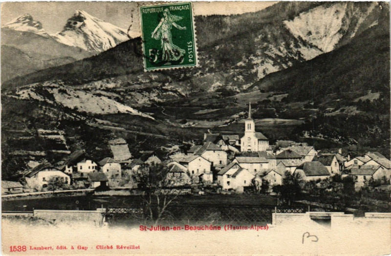 Carte postale ancienne Saint-Julien-en-Beauchone