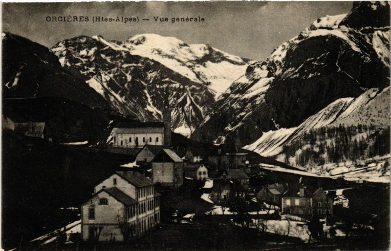 Carte postale ancienne Orcieres - Vue générale à Orcières