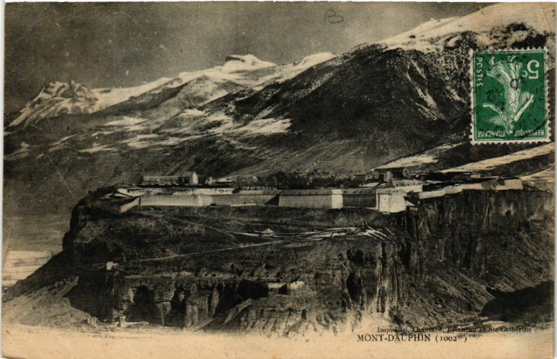 Carte postale ancienne Mont-Dauphin (1002 m) à Mont-Dauphin