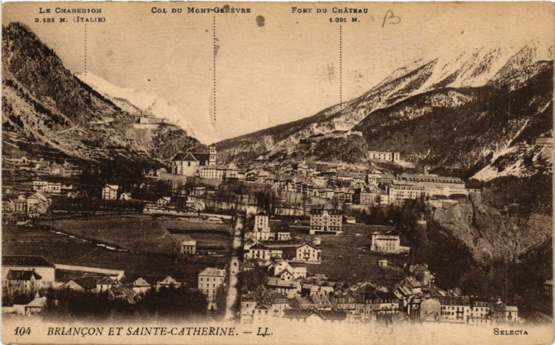 Carte postale ancienne Briancon et Sainte-Catherine à Briançon