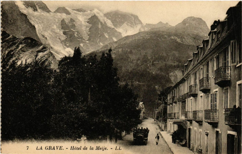 Carte postale ancienne La Grave - Hotel de La Meije à La Grave