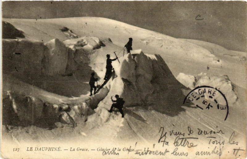 Carte postale ancienne Le Dauphiné - La Grave - Glacier de la Girose à La Grave