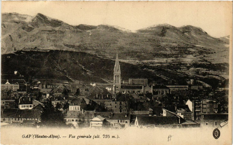 Carte postale ancienne Gap - Vue générale (alt. 785 m) à Gap
