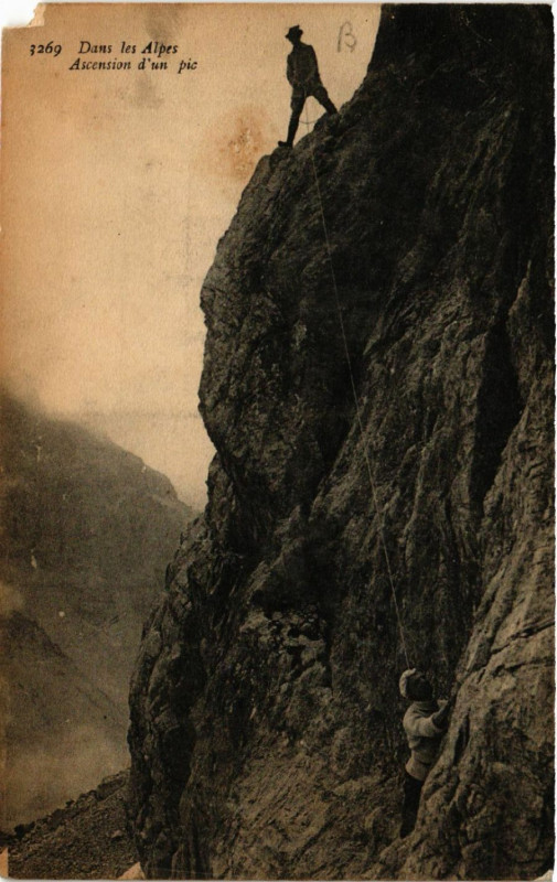 Carte postale ancienne Dans les Alpes - Ascension d'un pic