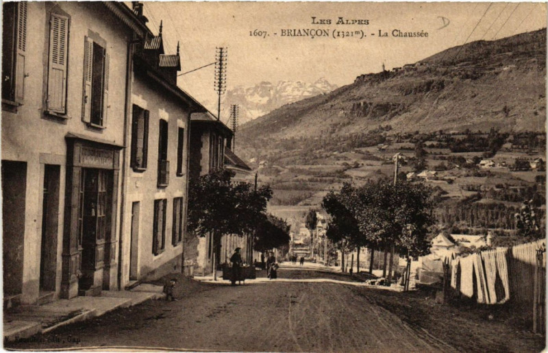 Carte postale ancienne Briancon - La Chausse à Briançon