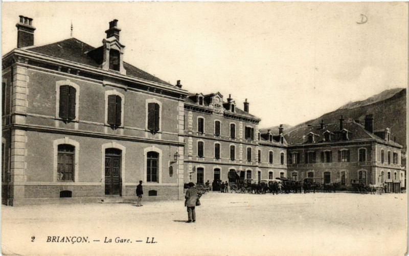 Carte postale ancienne Briancon - La Gare à Briançon