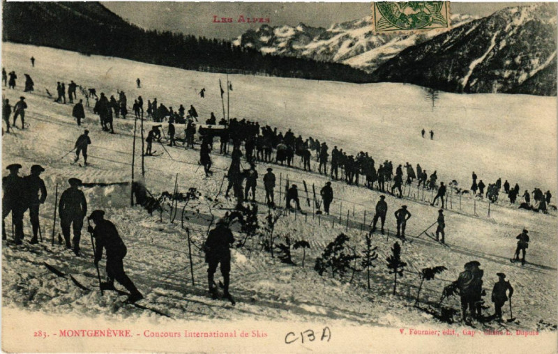 Carte postale ancienne Montgenevre - Concours International de Skis à Montgenèvre