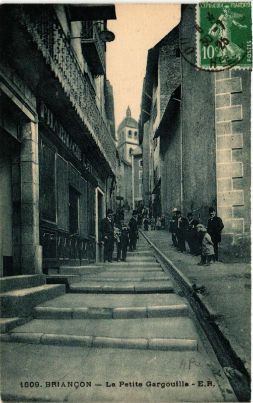Carte postale ancienne Briancon - La Petite Gargouille à Briançon