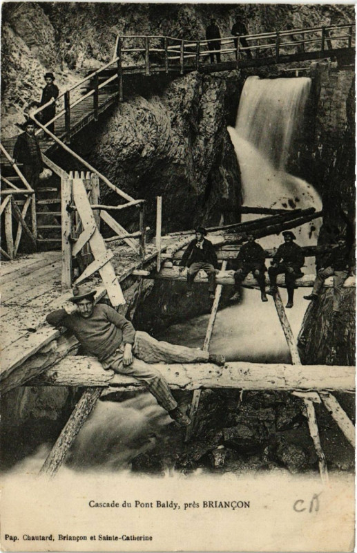 Carte postale ancienne Cascade du Pont Baldy pres Briancon à Briançon