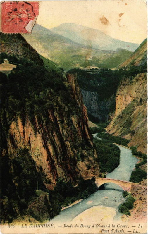 Carte postale ancienne La Dauphine - Route du Bourg d'Oisans a La Grave à La Grave