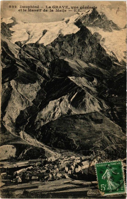 Carte postale ancienne Dauphine - La Grave, vue générale à La Grave
