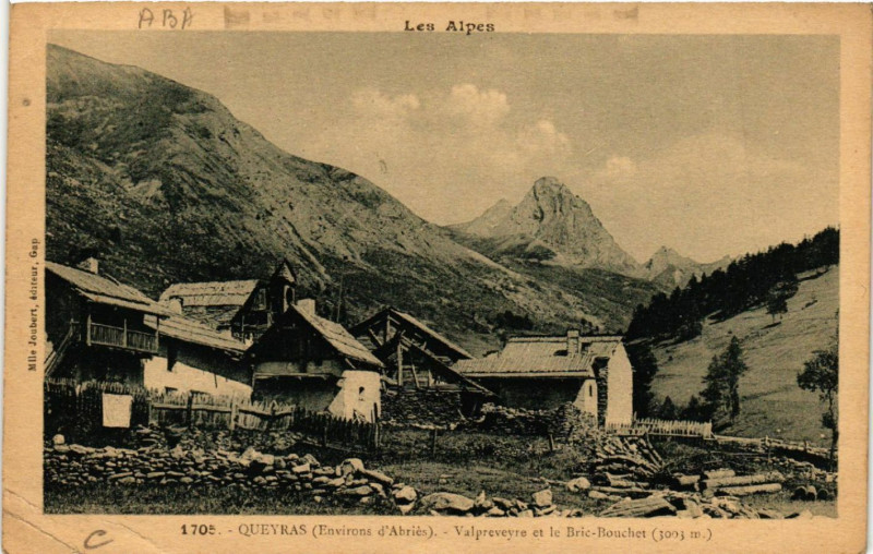 Carte postale ancienne Queyras - Valpreveyre et le Bric-Bouchet