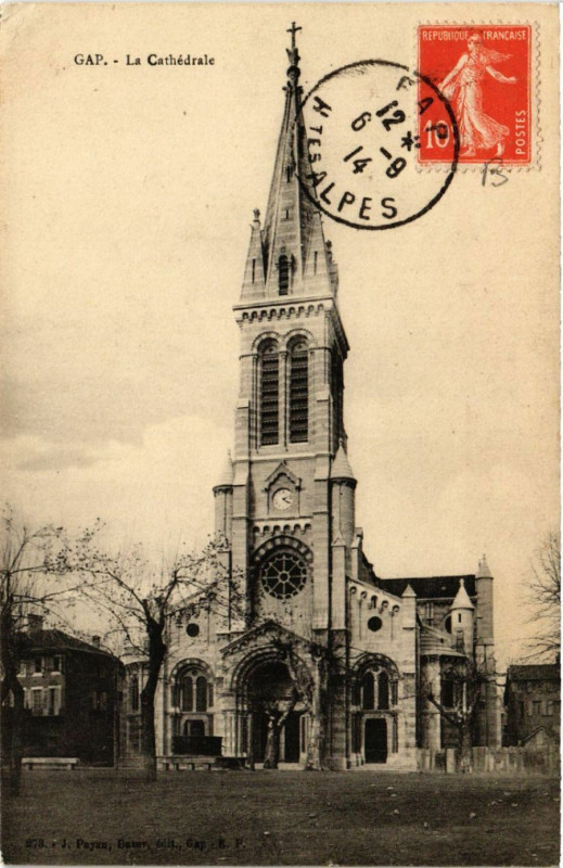 Carte postale ancienne Gap - La Cathedrale à Gap