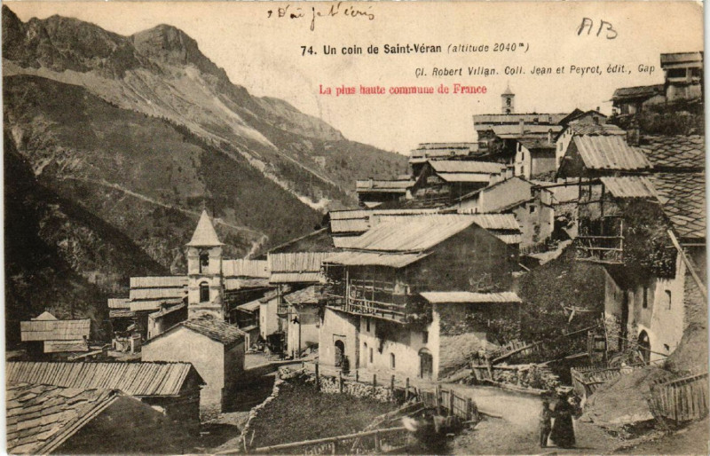 Carte postale ancienne Un coin de Saint-Veran
