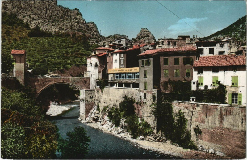 Carte postale ancienne Entrevaux - Ancienne place fortifiée à Entrevaux