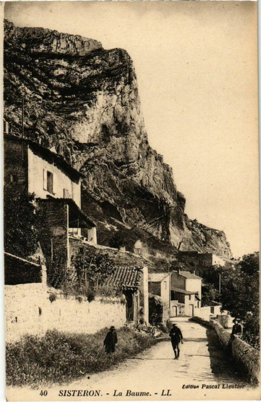 Carte postale ancienne Sisteron La Baume à Sisteron