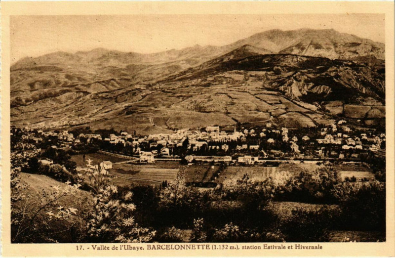 Carte postale ancienne Vallee de l'Ubaye, Barcelonnette, station Estivale et Hivernale à Barcelonnette