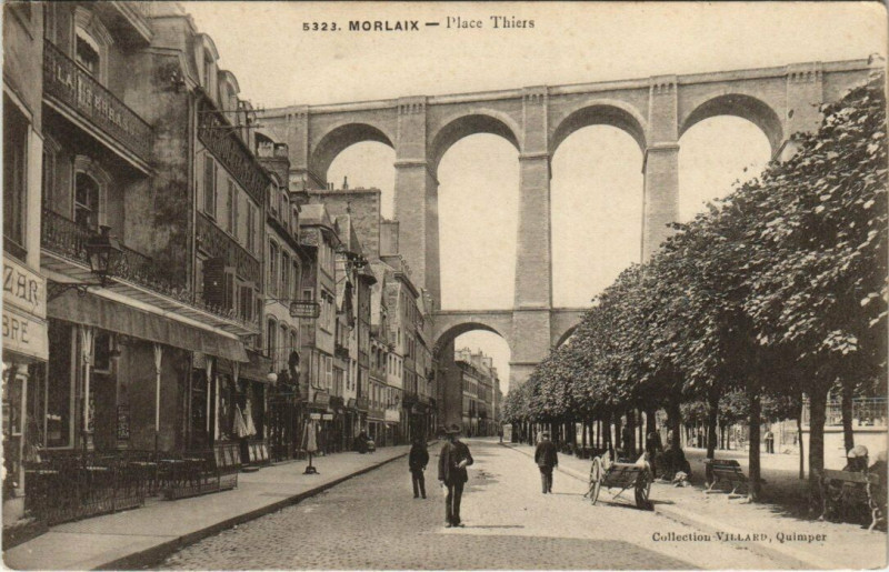 Carte postale ancienne Morlaix - Place Thiers à Morlaix