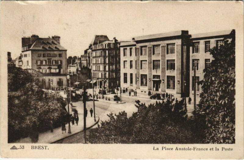Carte postale ancienne Brest - La Place Anatole à Brest